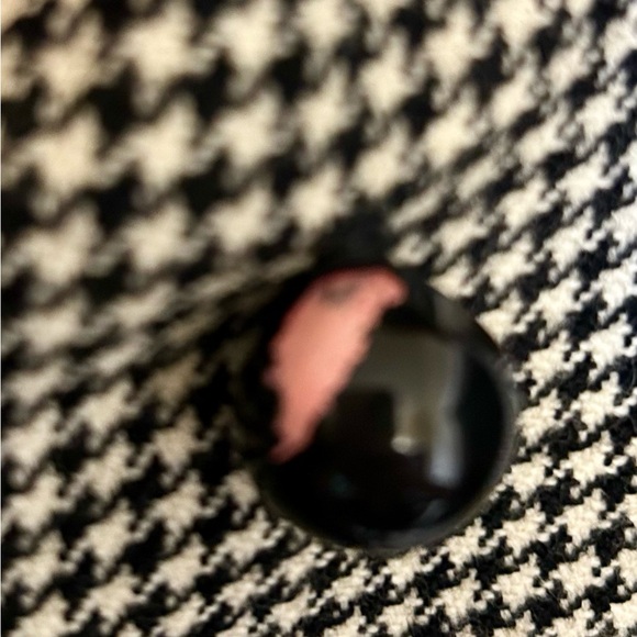 Vintage 1970’s Tailored Houndstooth Women’s Jacket with Red Lining. Size Small. - Picture 11 of 12